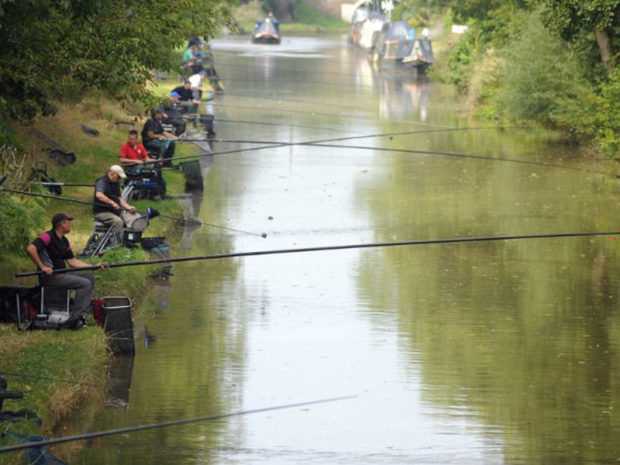 Steve Broome tops first ever Wolverhampton AA Canal Challenge