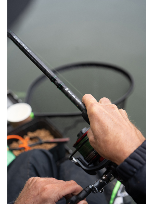 carp feeder 1