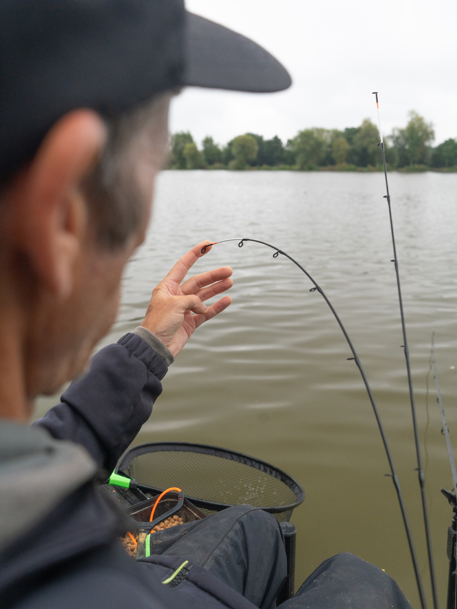 carp feeder 4